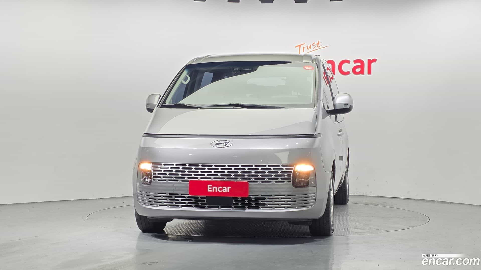 Staria Hyundai 2023.4-OUTER-003