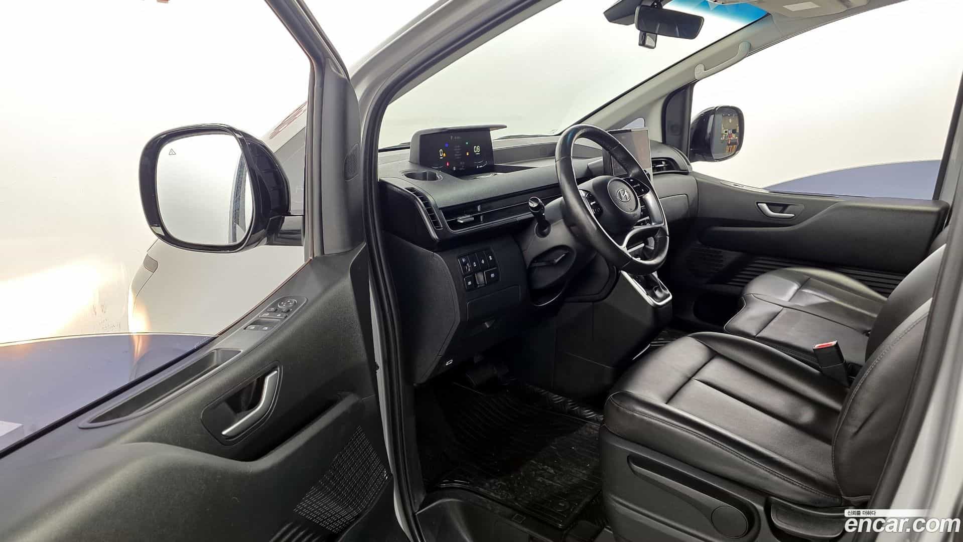 Staria Hyundai 2023.4-INNER-010