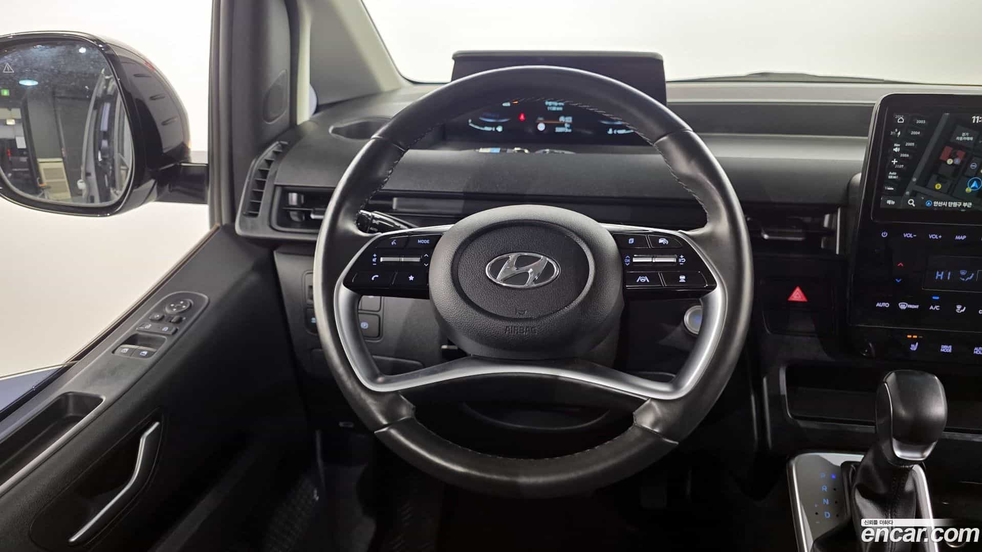 Staria Hyundai 2023.4-OPTION-017
