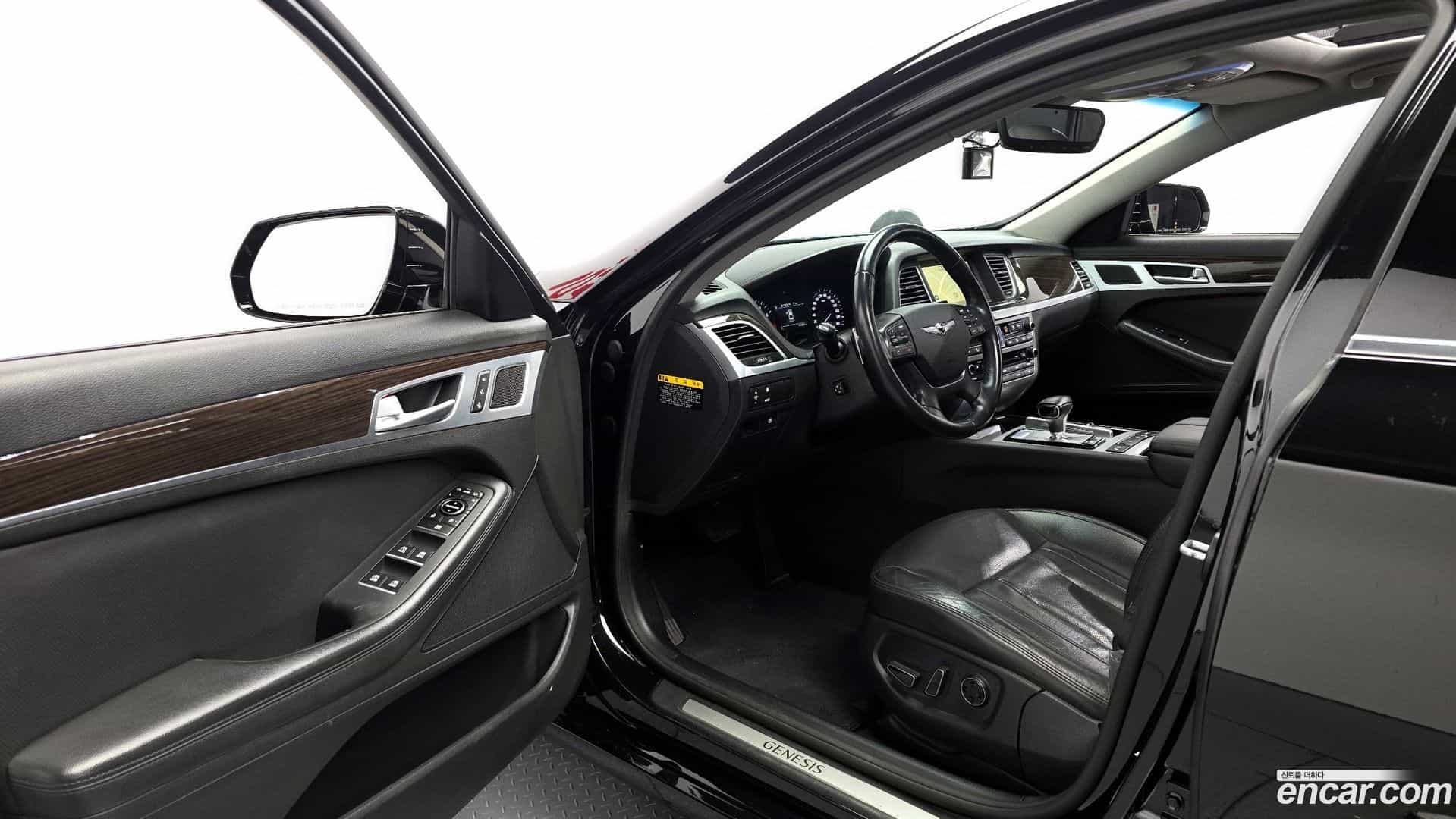 G80 Genesis 2016.10-INNER-010