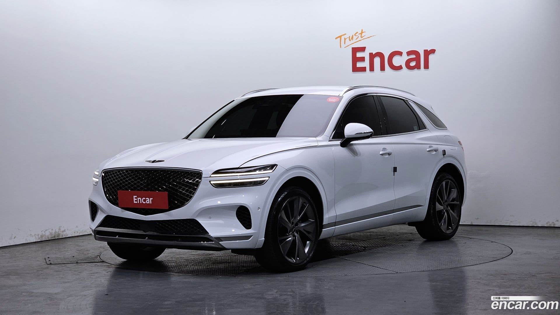 Main__Slider__Photo:GV70 Genesis 2022.1-0