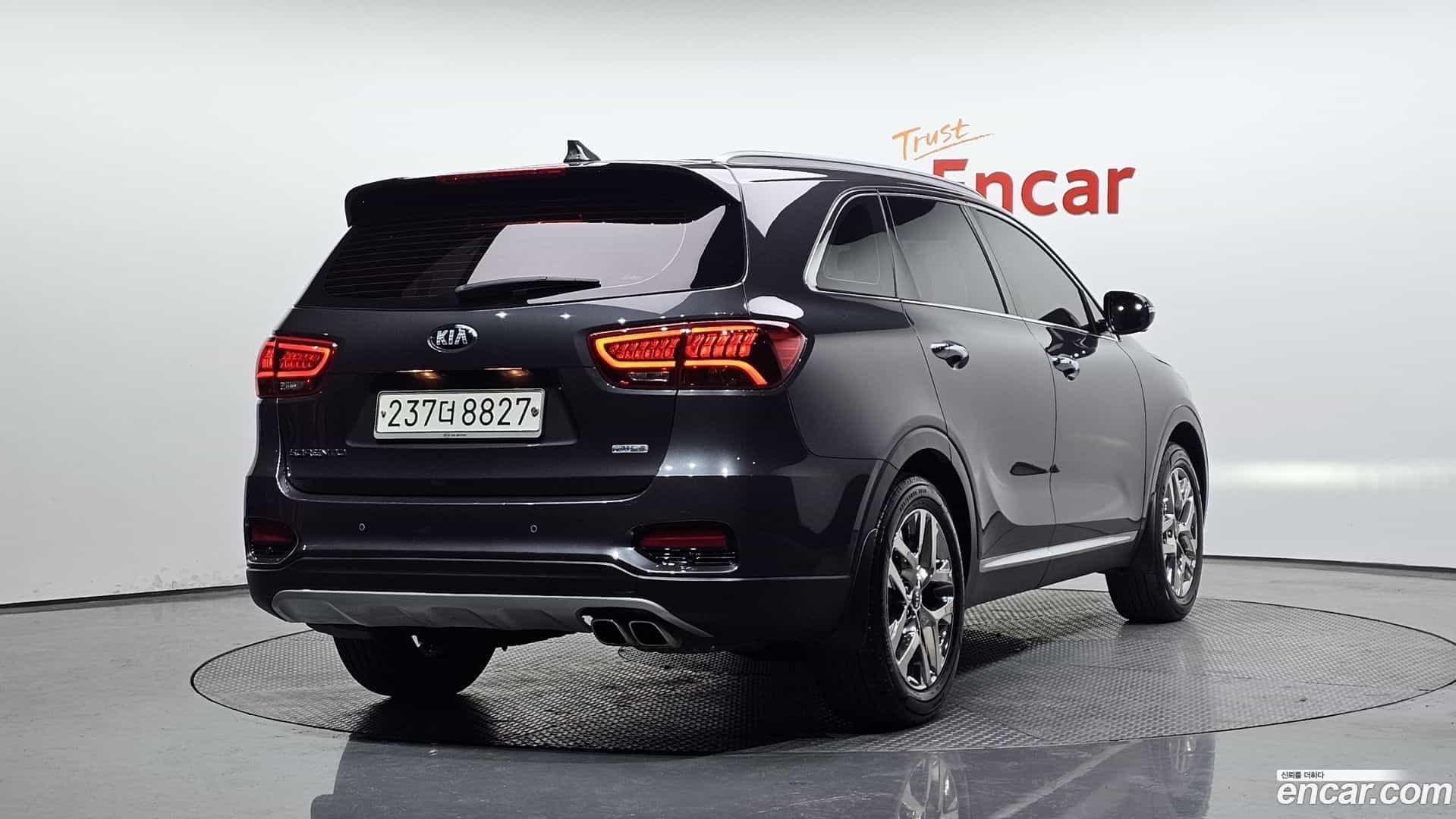 Sorento Kia 2019.11-OUTER-002