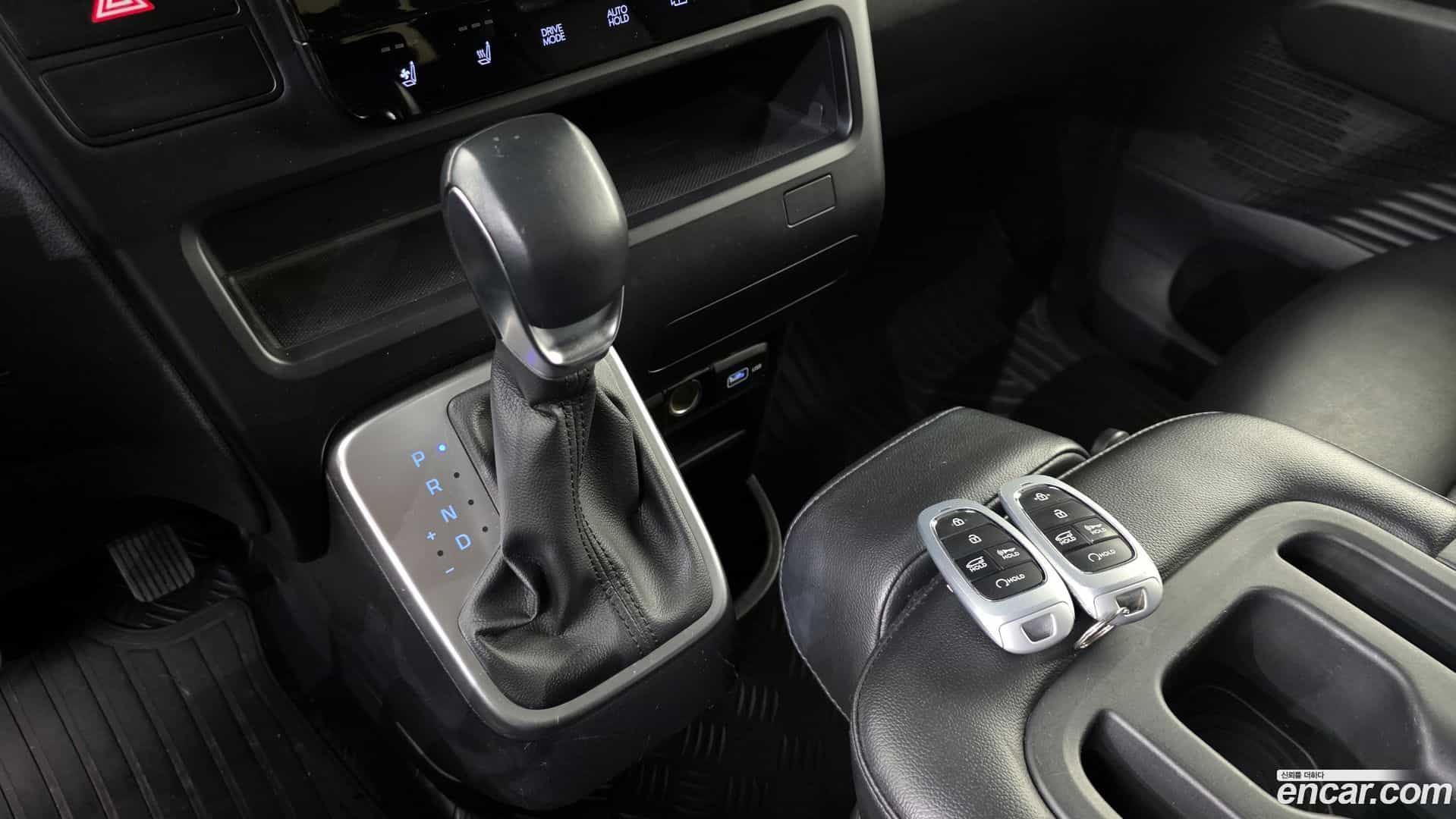 Staria Hyundai 2021.6-INNER-009