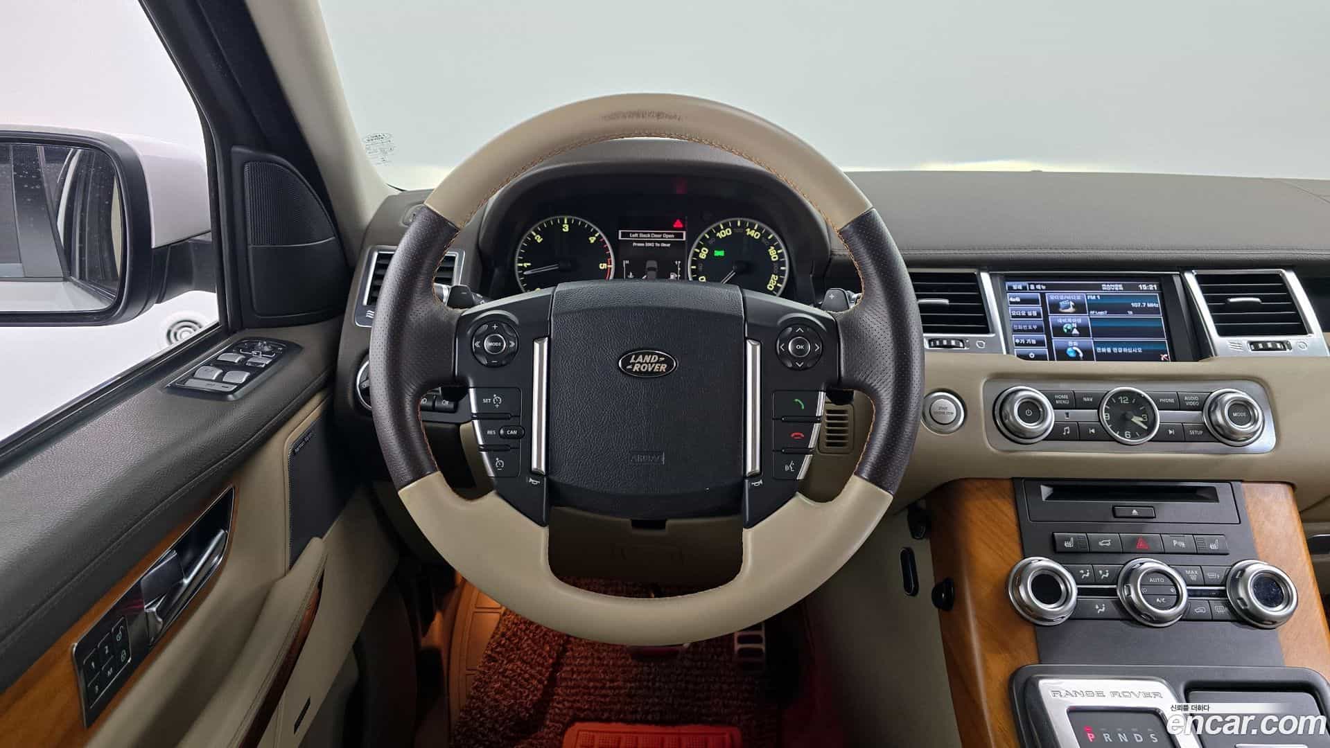 Range Rover Sport Land Rover 2013.3-OPTION-017