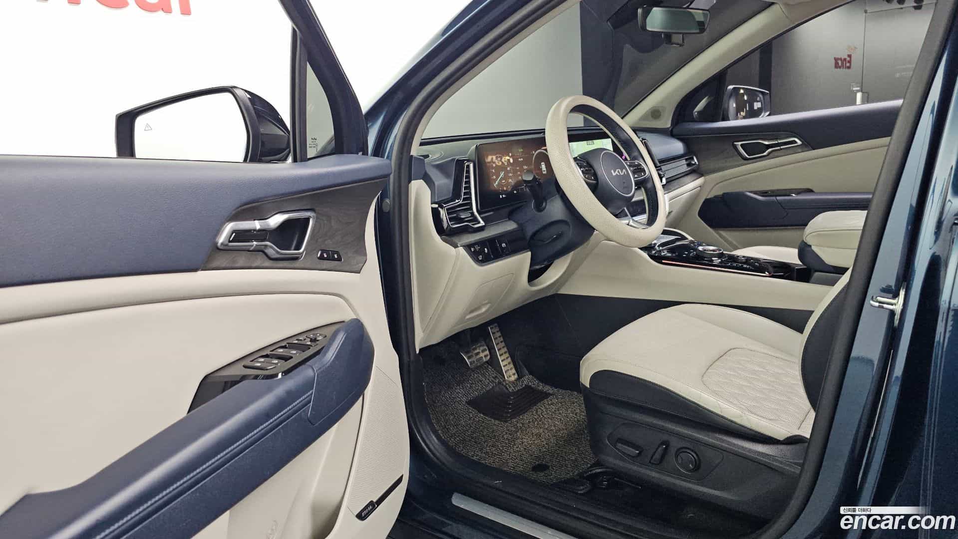 Sportage Kia 2022.2-INNER-010