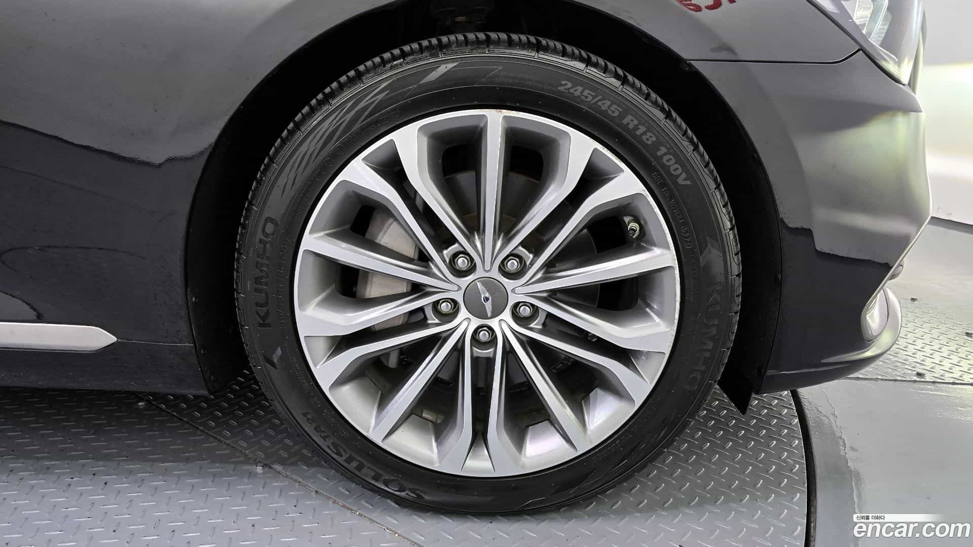 Genesis Hyundai 2014.7-OUTER-005