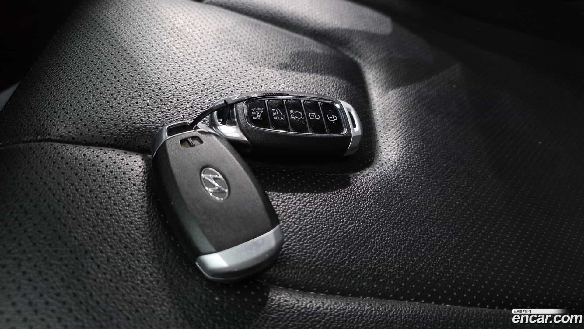 AVANTE Hyundai 2021.1-OPTION-023