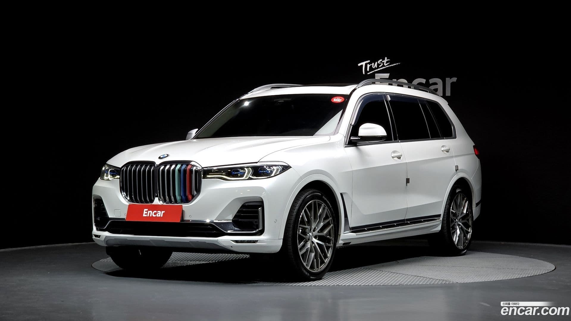 Main__Slider__Photo:X7 BMW 2021.3-0