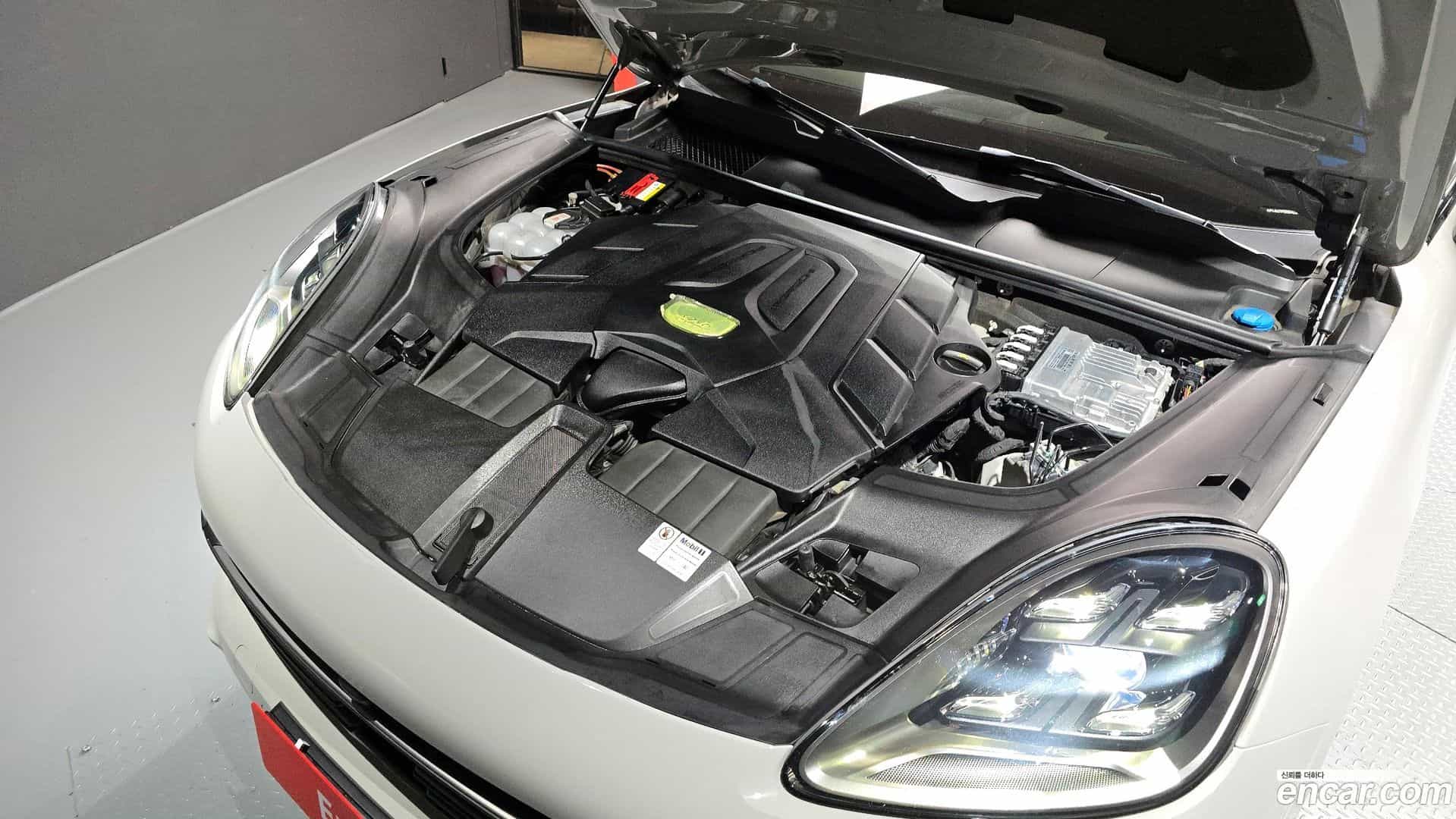 Cayenne Porsche 2022.7-INNER-006