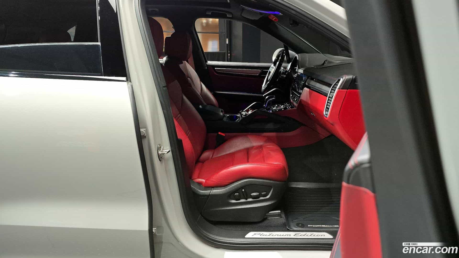 Cayenne Porsche 2022.7-OPTION-015