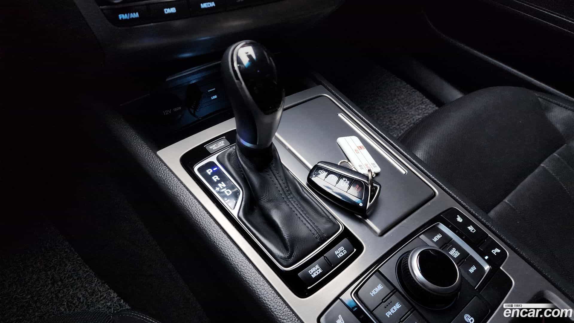 Genesis Hyundai 2014.5-INNER-009