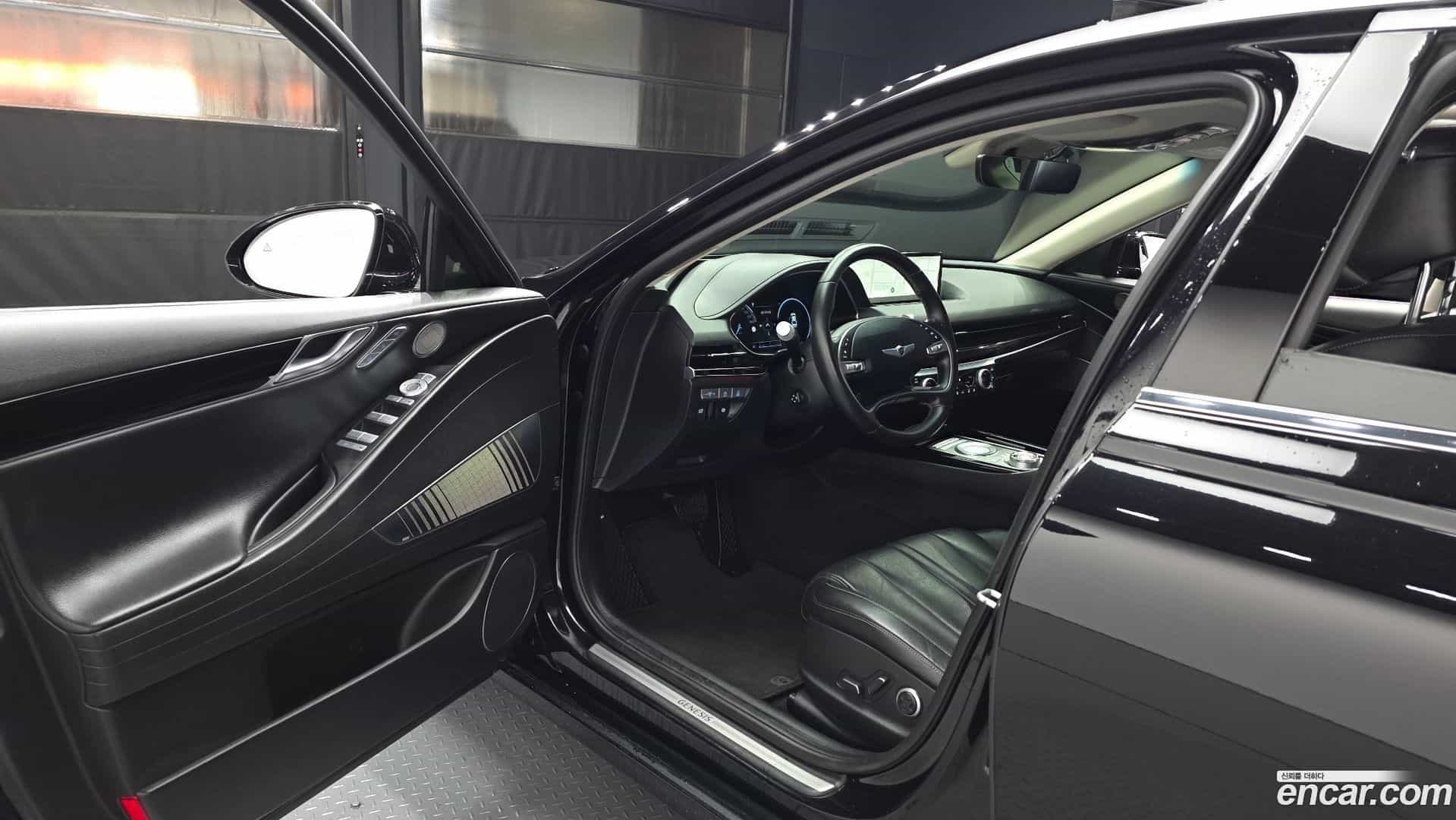 G80 Genesis 2022.1-INNER-010
