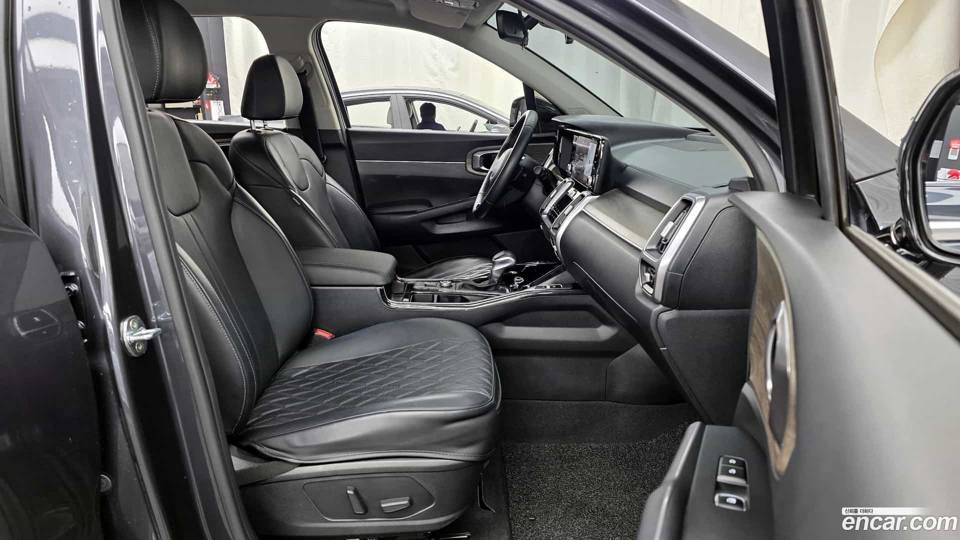 Sorento Kia 2022.0-OPTION-015