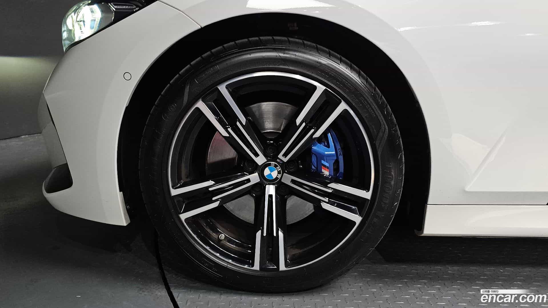 3-Series BMW 2023.11-OUTER-005