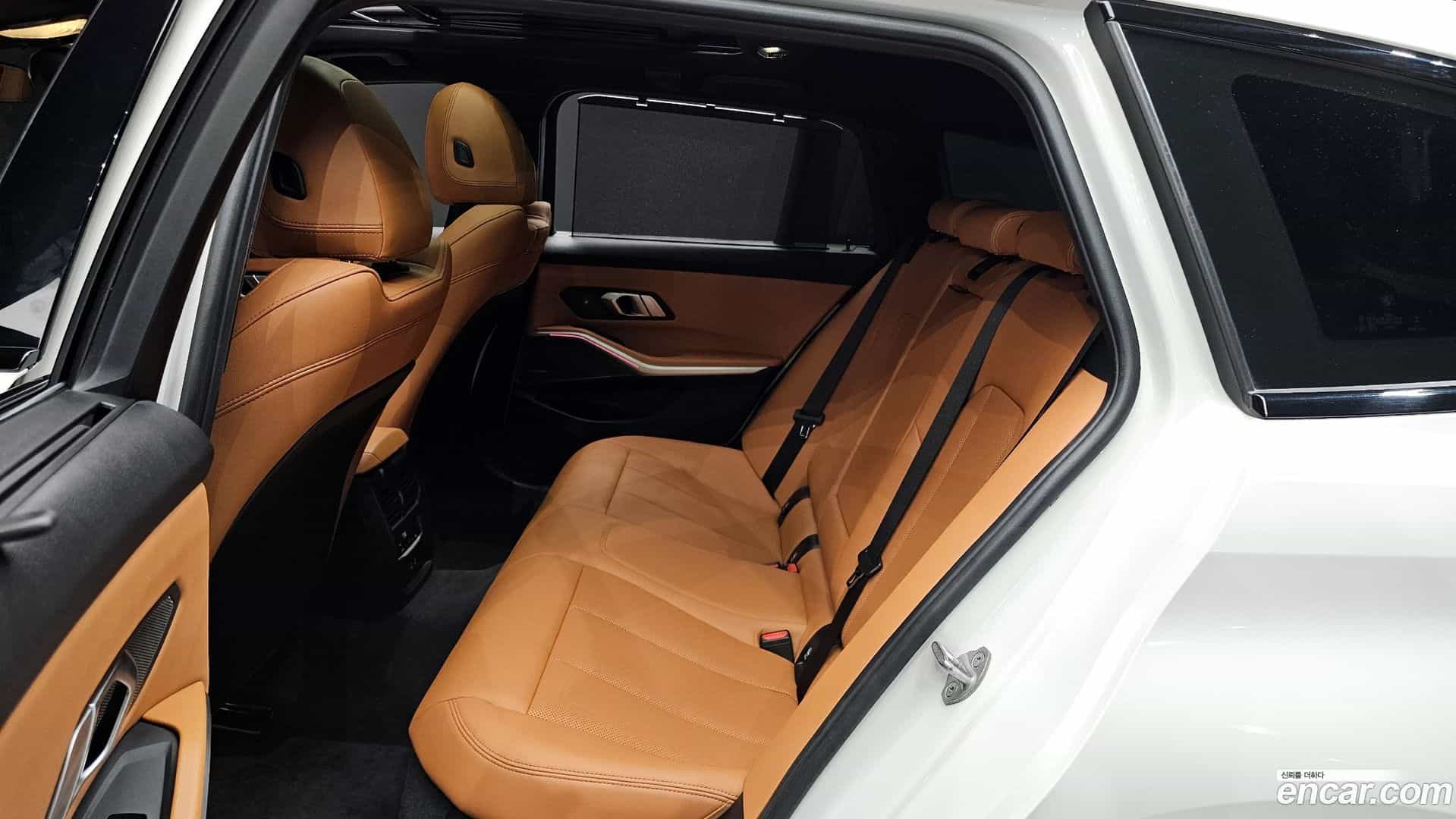 3-Series BMW 2023.11-OPTION-016