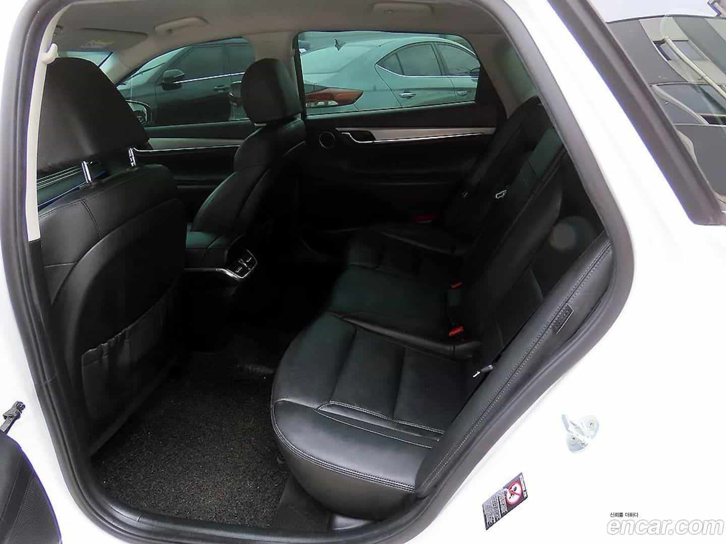 Grandeur Hyundai 2022.3-INNER-006