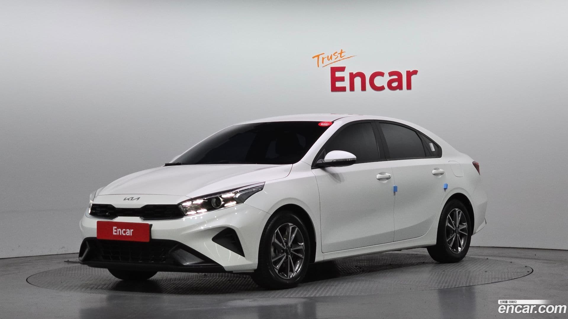 Main__Slider__Photo:K3 Kia 2023.9-0