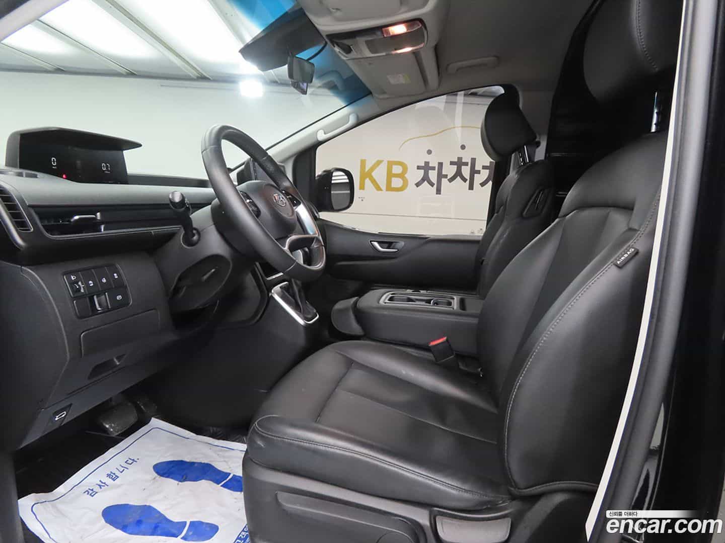 Staria Hyundai 2023.10-OUTER-005