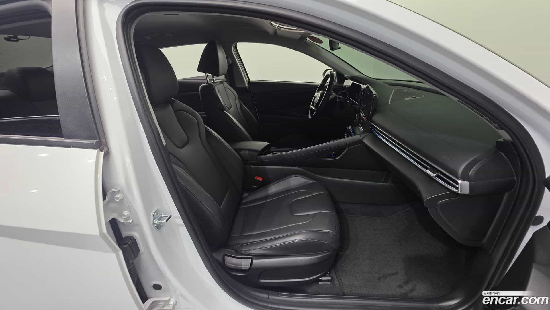 AVANTE Hyundai 2023.6-INNER-010
