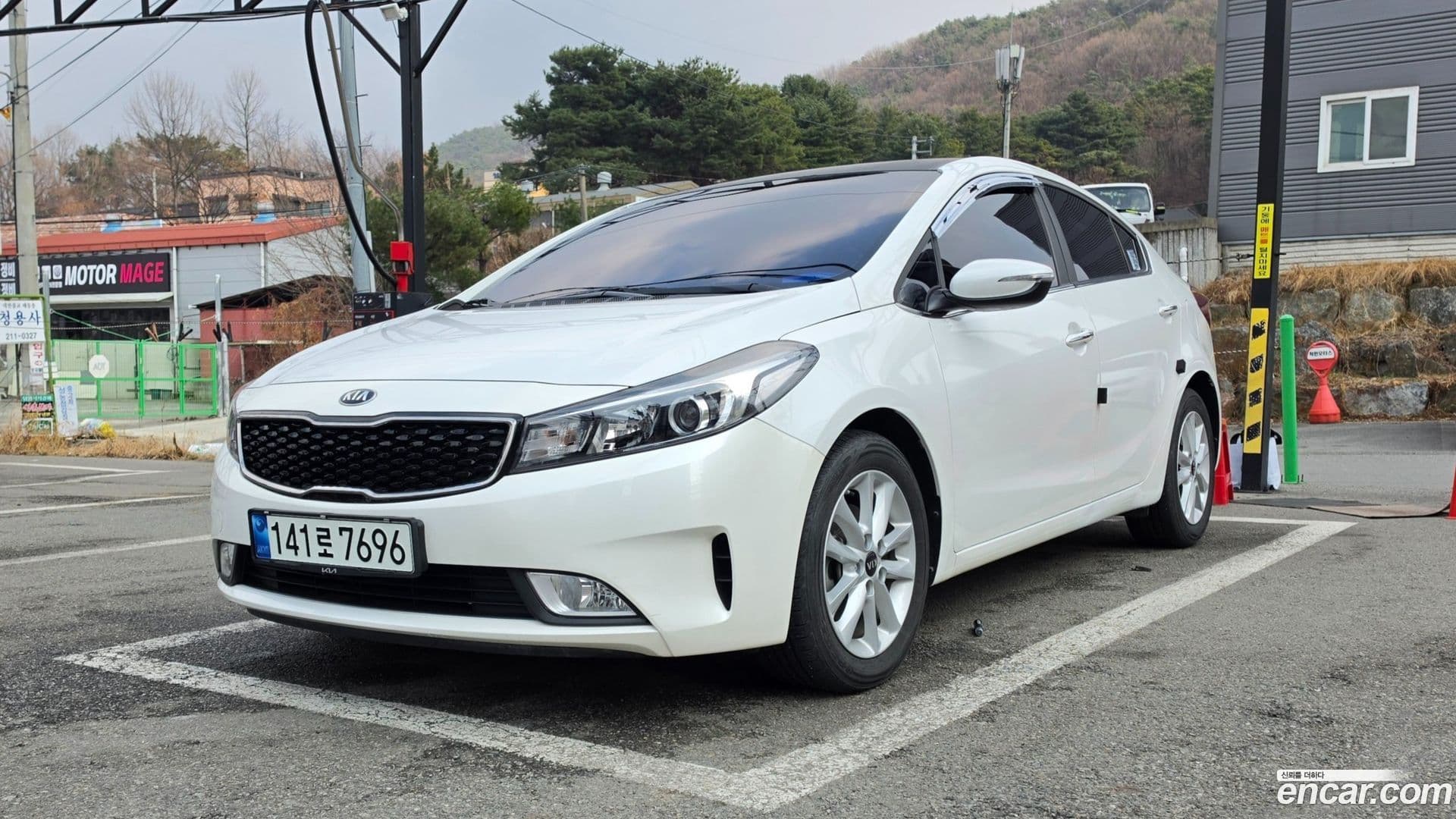 Main__Slider__Photo:K3 Kia 2016.2-0