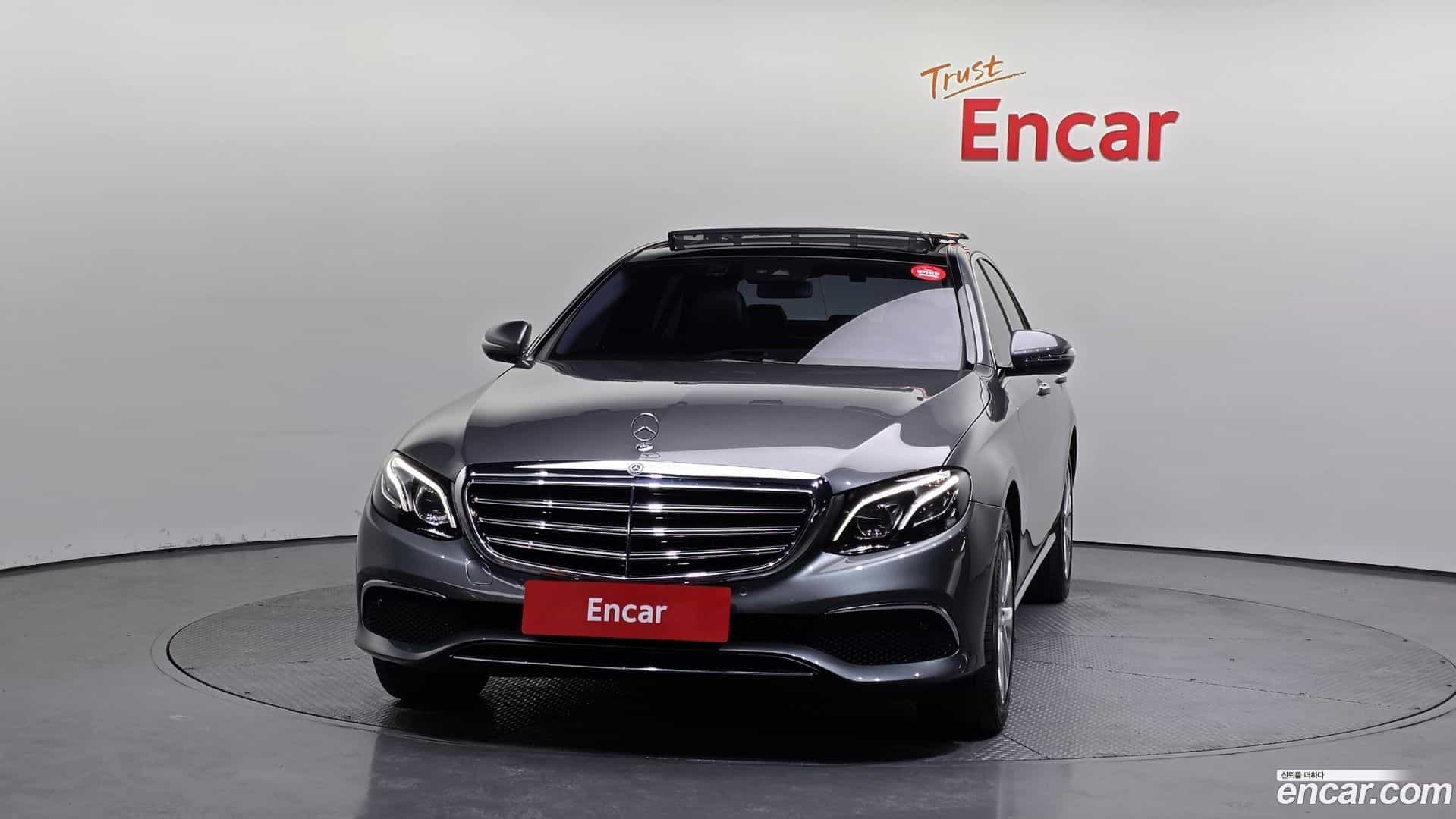 E-Class Mercedes-Benz 2019.4-OUTER-003