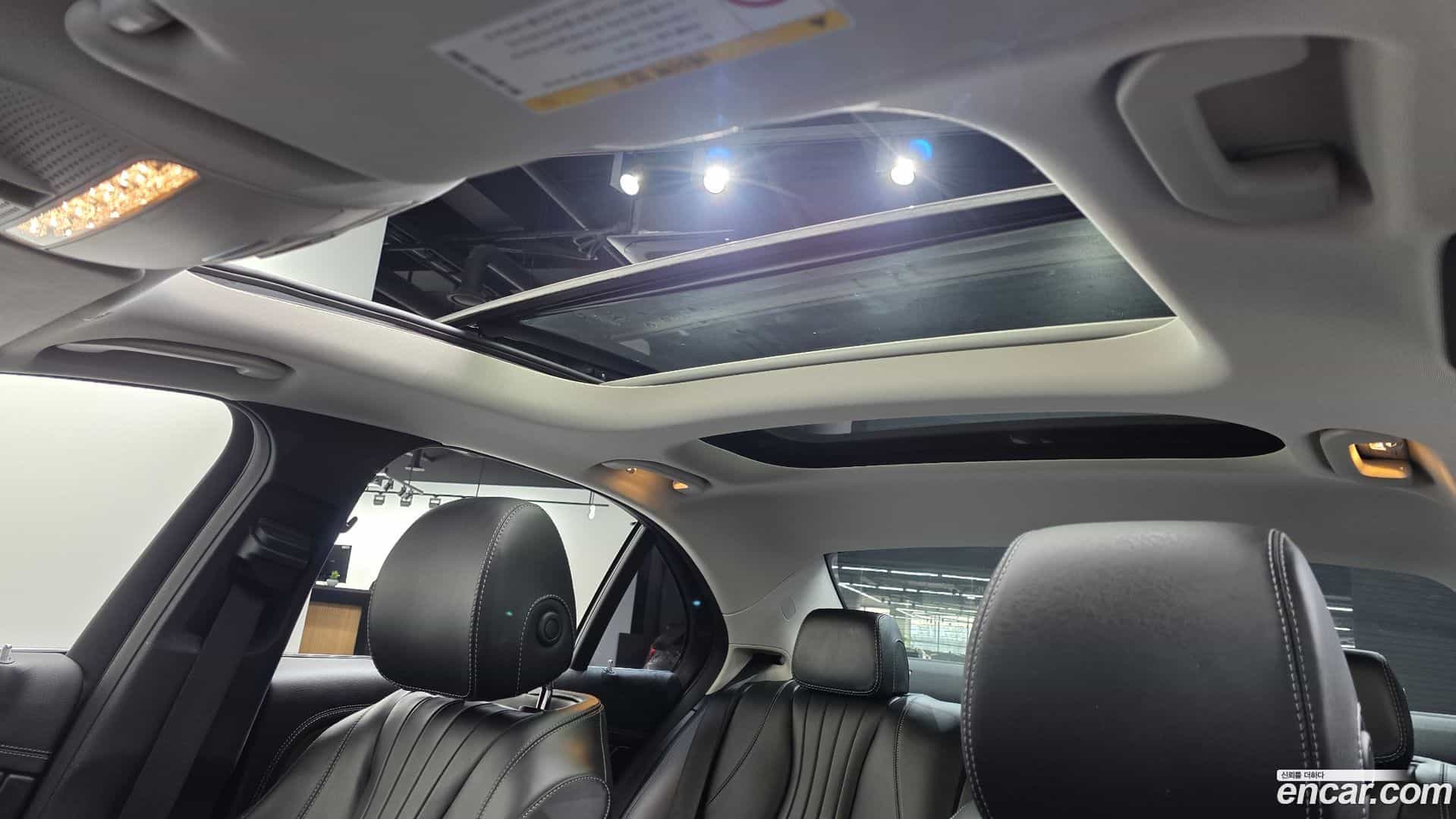 E-Class Mercedes-Benz 2019.4-OPTION-022