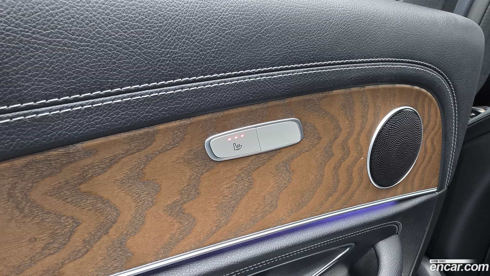 E-Class Mercedes-Benz 2019.4-OPTION-023
