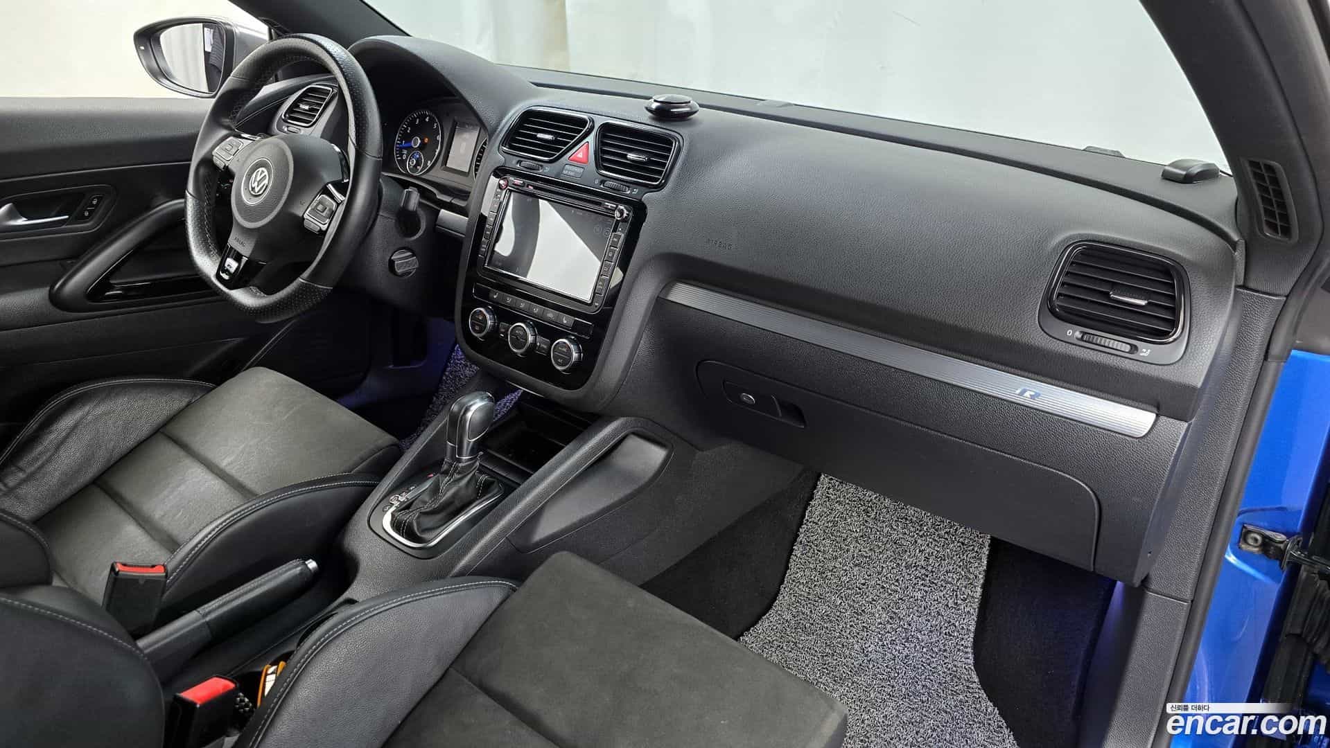 Scirocco Volkswagen 2013.3-INNER-007