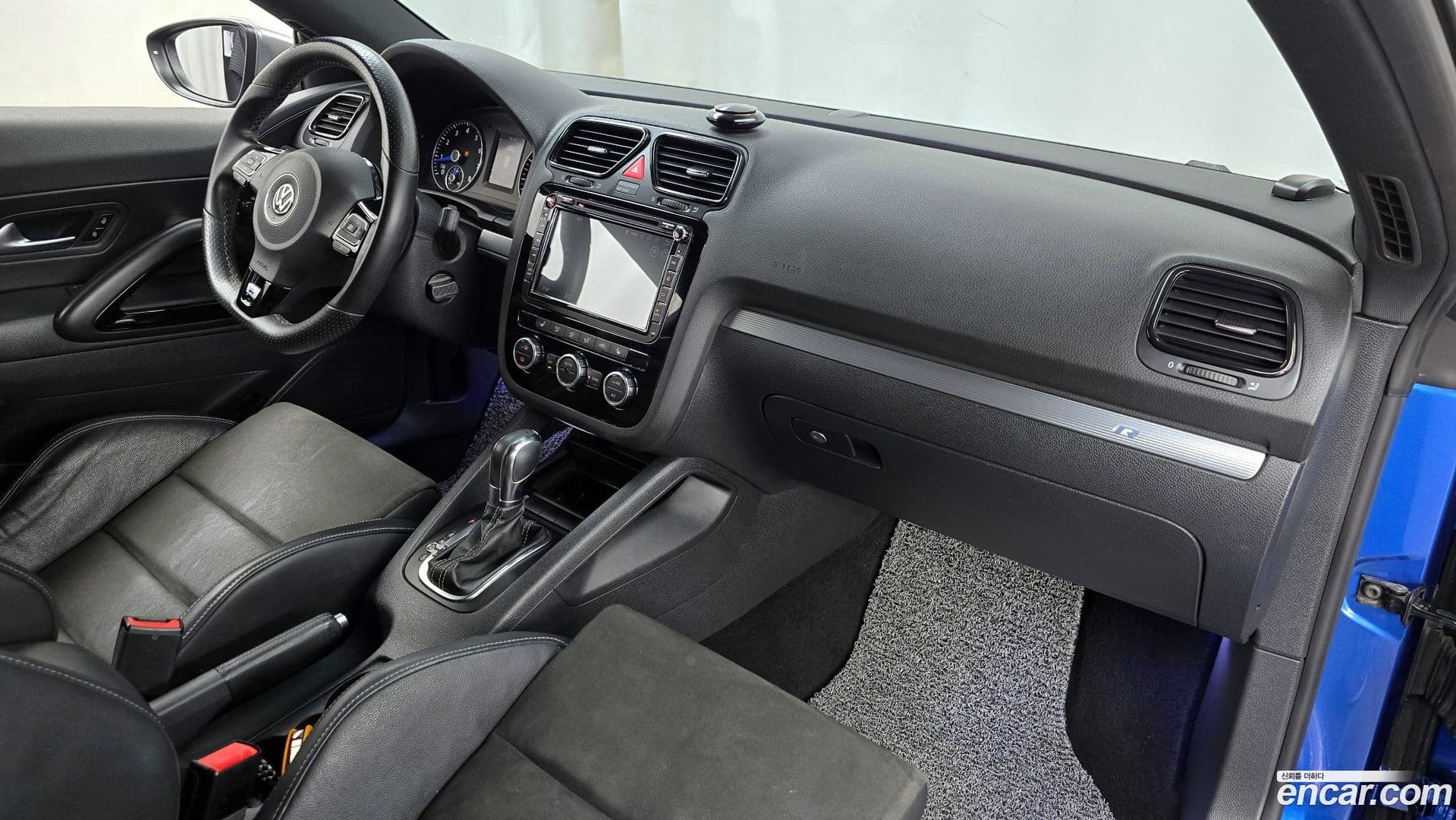 Main__Slider__Photo:Scirocco Volkswagen 2013.3-6