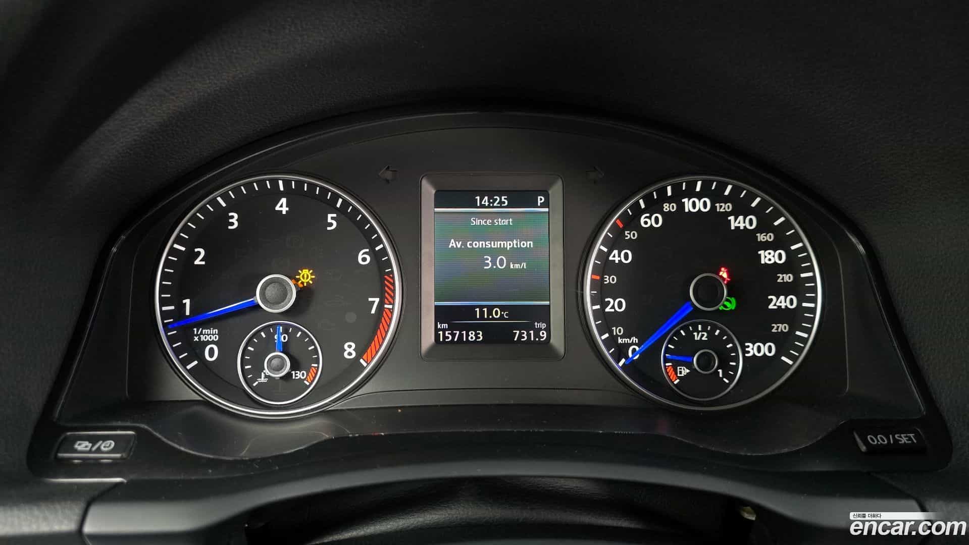 Scirocco Volkswagen 2013.3-INNER-008
