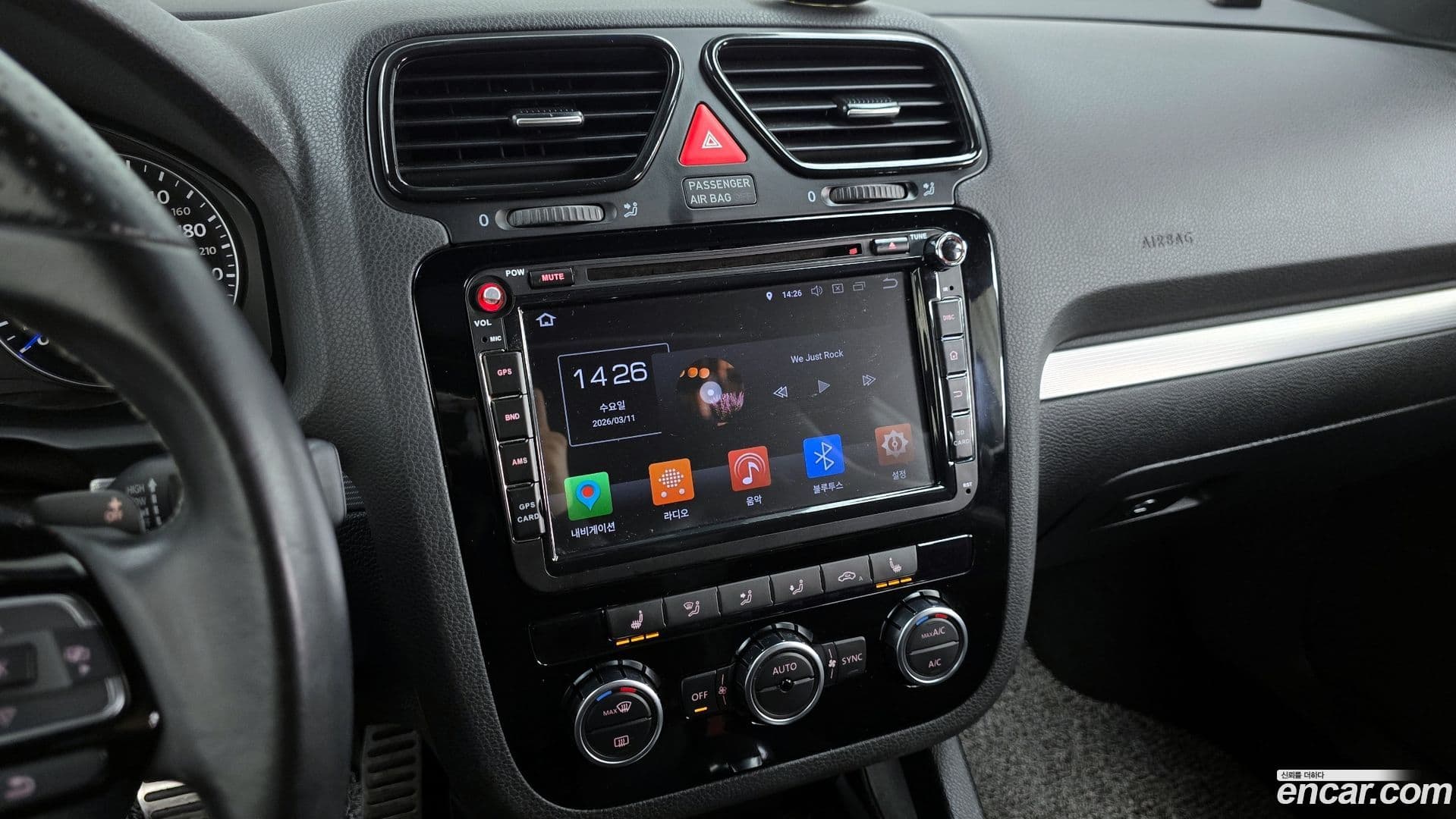 Main__Slider__Photo:Scirocco Volkswagen 2013.3-13