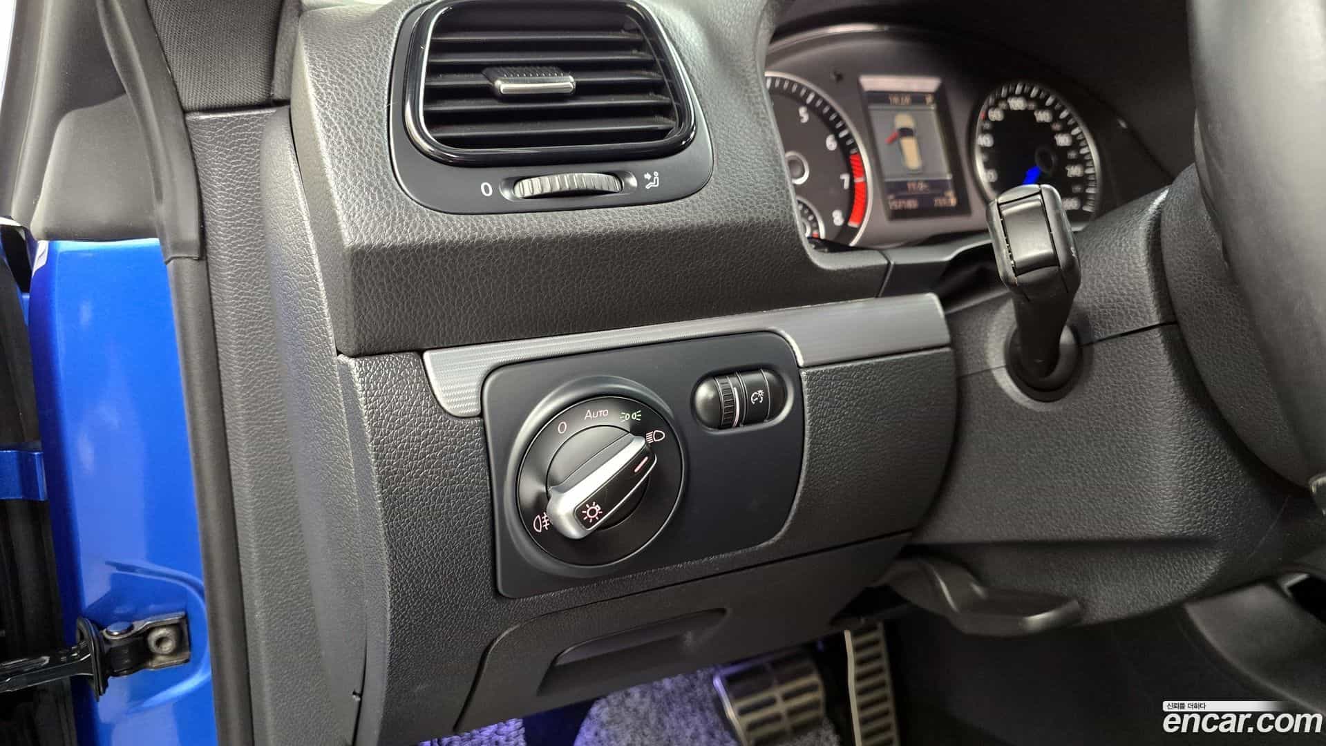 Scirocco Volkswagen 2013.3-OPTION-020
