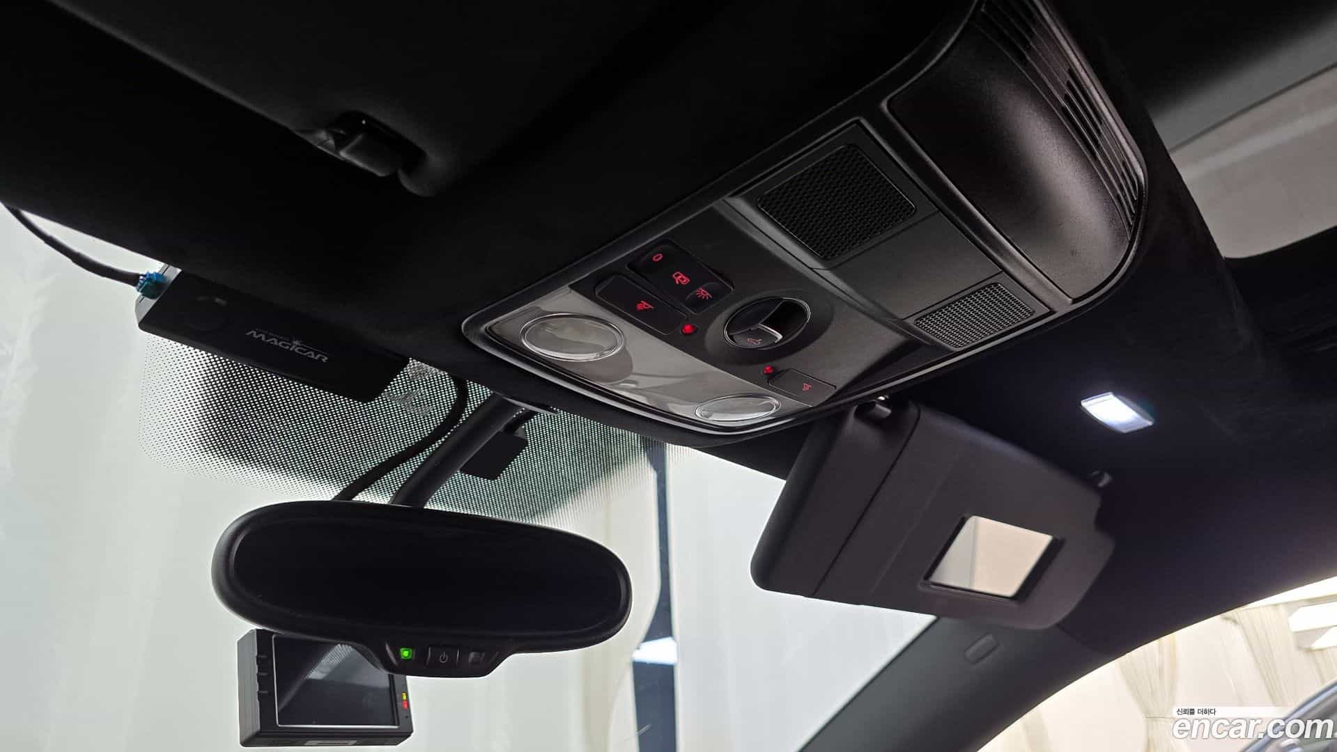 Scirocco Volkswagen 2013.3-OPTION-022