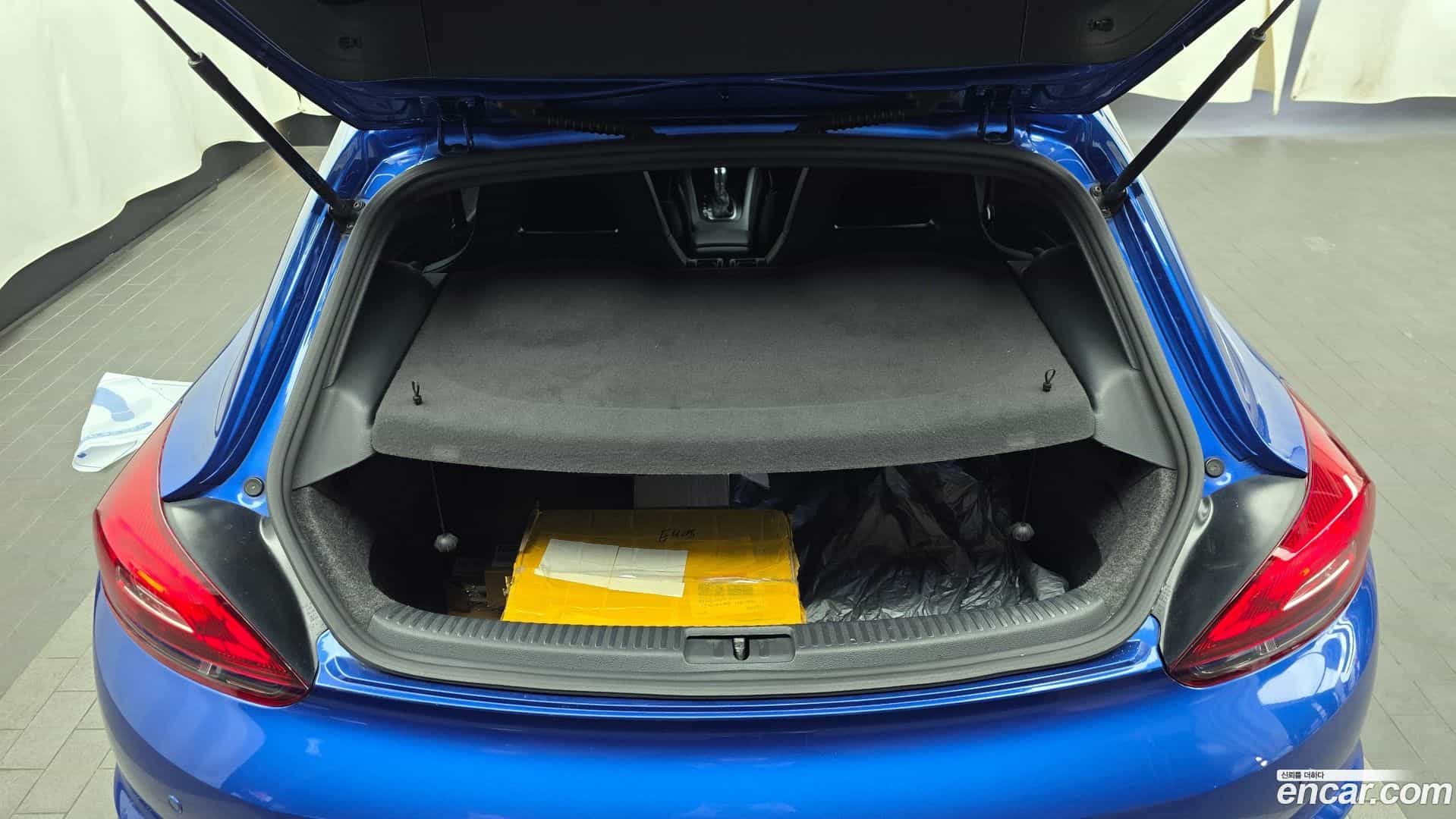 Scirocco Volkswagen 2013.3-OPTION-024