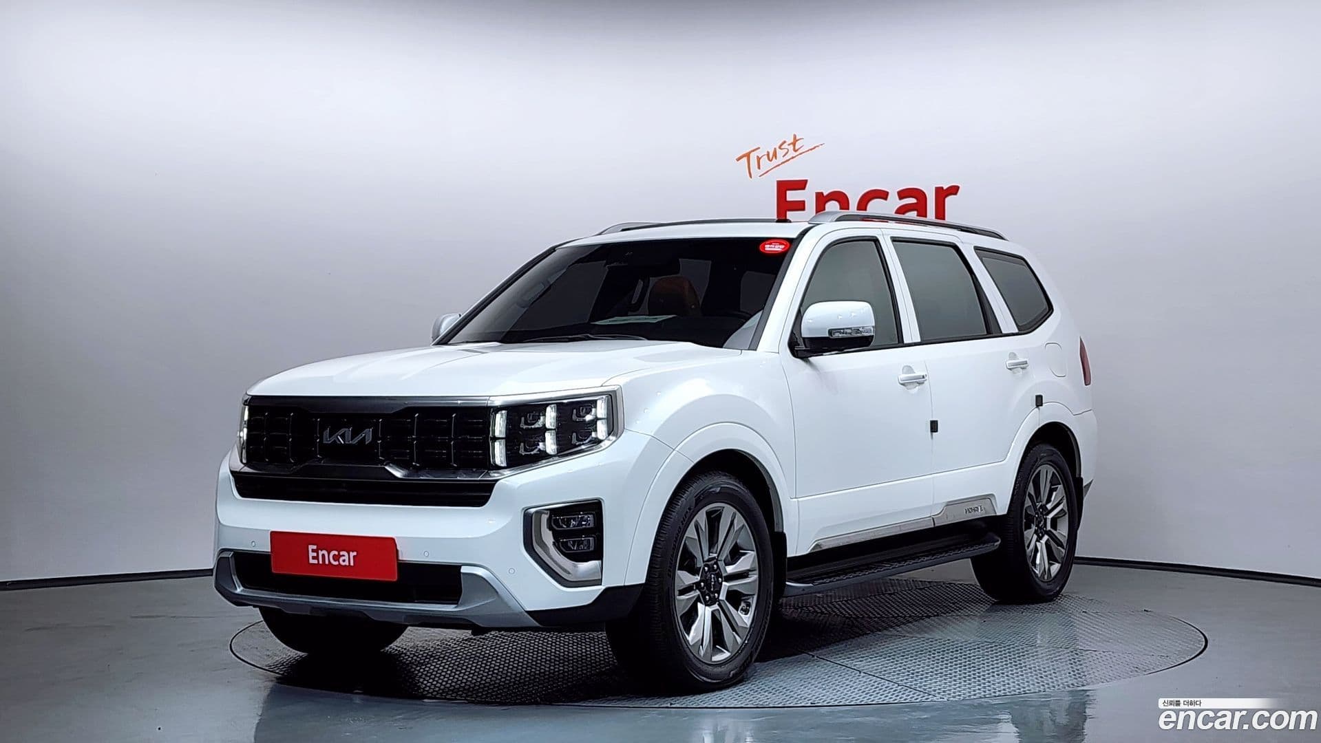 Main__Slider__Photo:Mohave Kia 2022.6-0