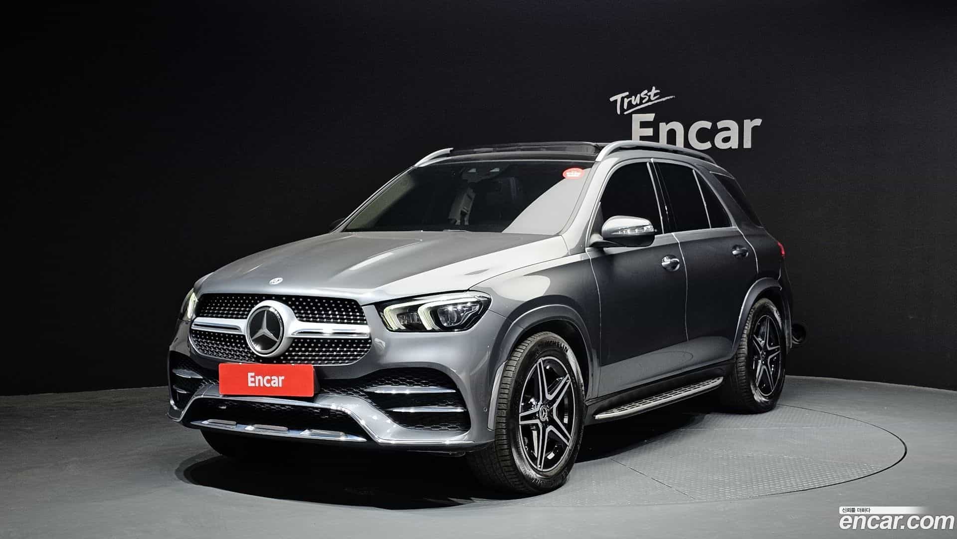 GLE-Class Mercedes-Benz 2021.3-OUTER-001
