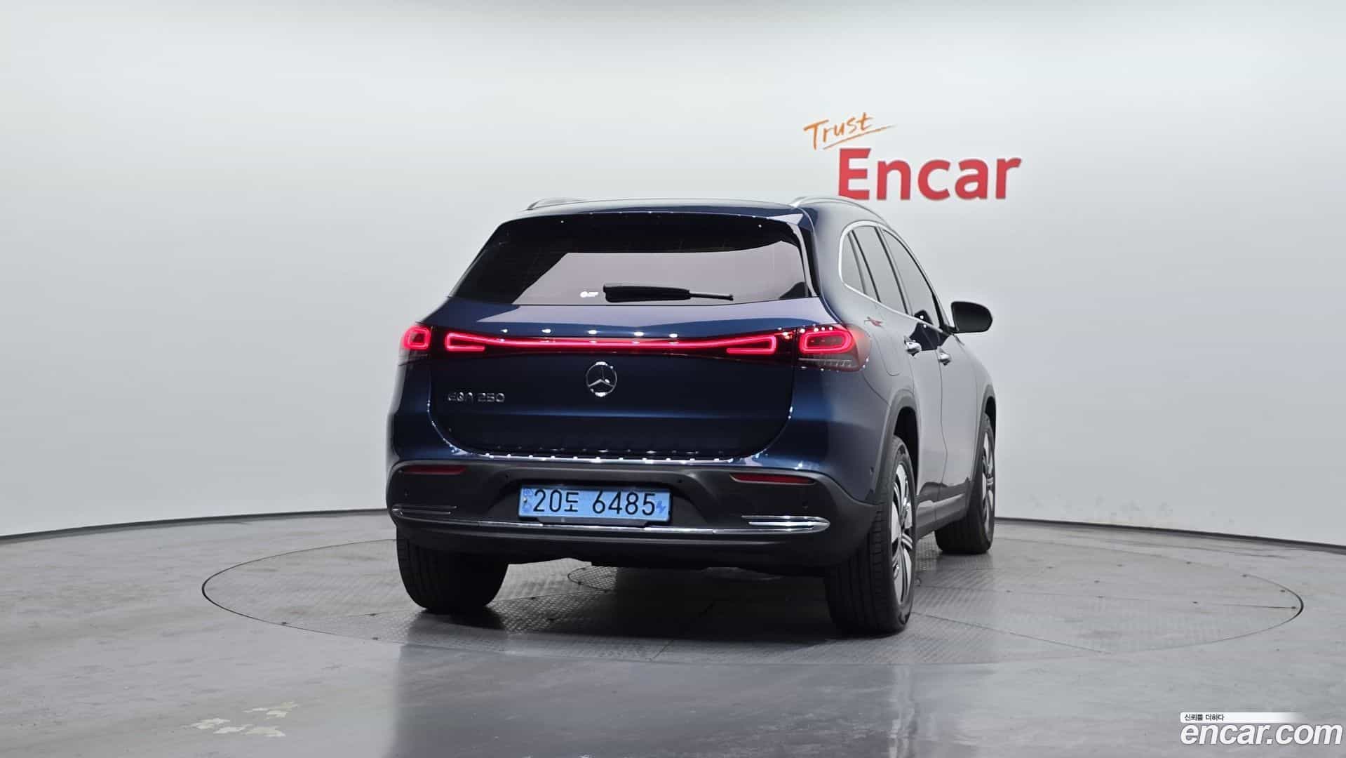 EQA Mercedes-Benz 2021.7-OUTER-004