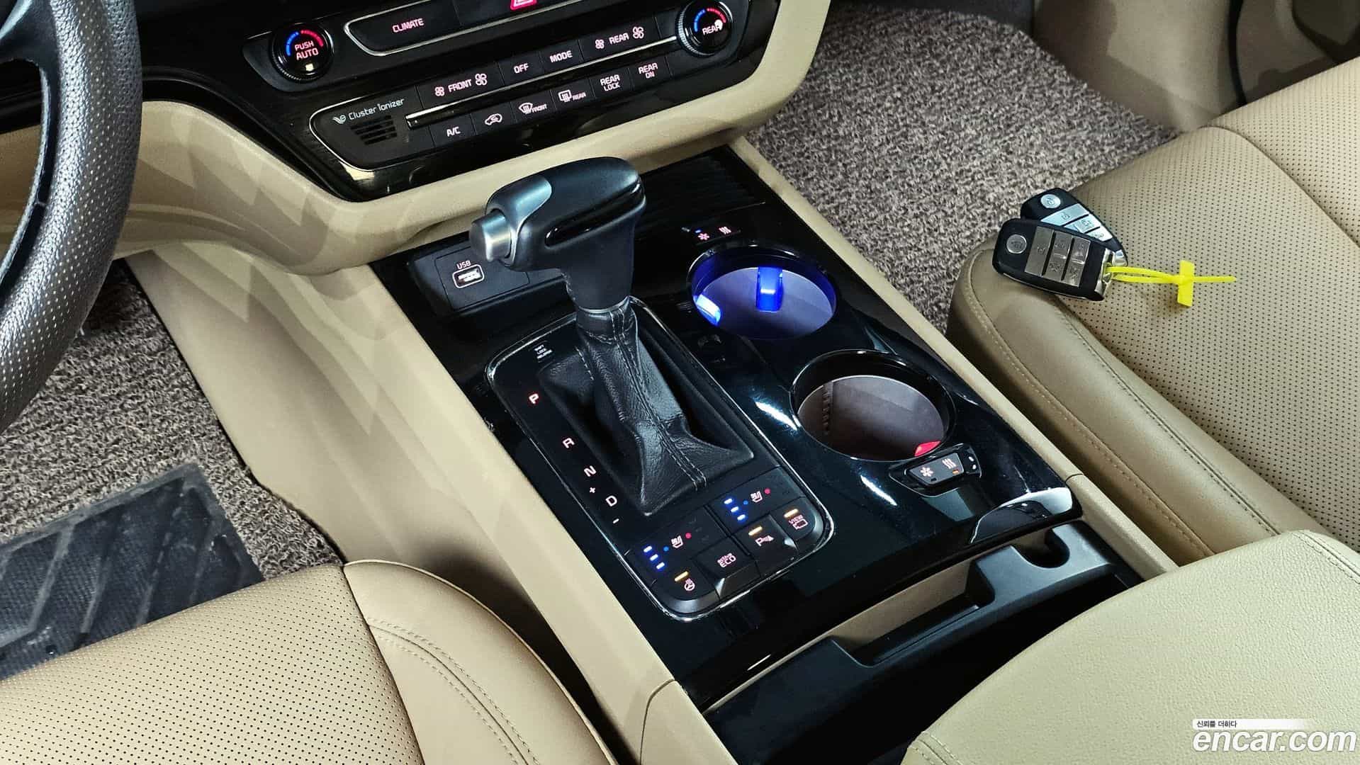 Canival Kia 2015.9-INNER-009