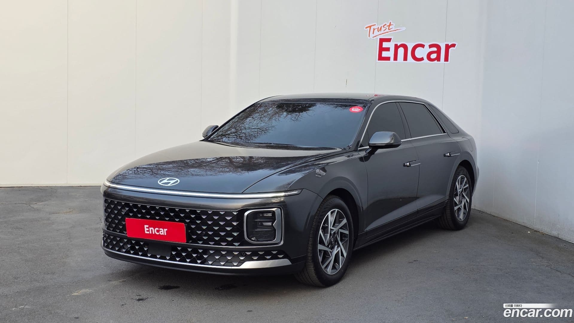 Main__Slider__Photo:Grandeur Hyundai 2025.5-0