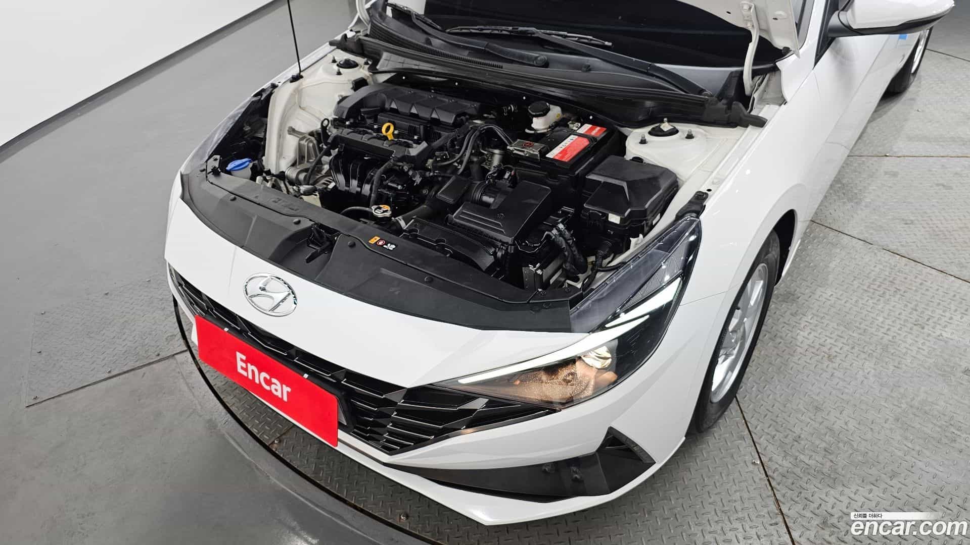 AVANTE Hyundai 2021.1-INNER-006