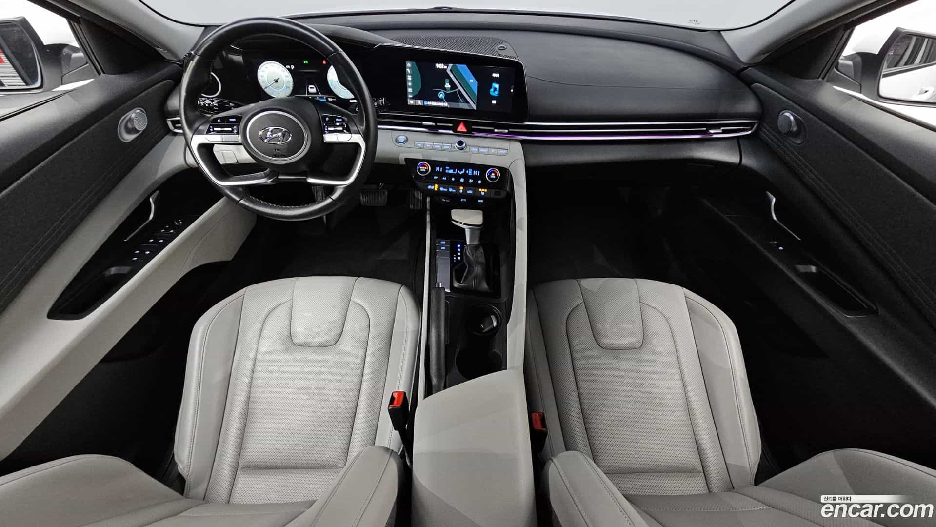 AVANTE Hyundai 2021.1-INNER-007