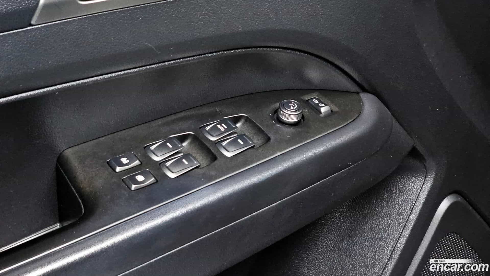 Rexton KG Mobility 2019.3-OPTION-021
