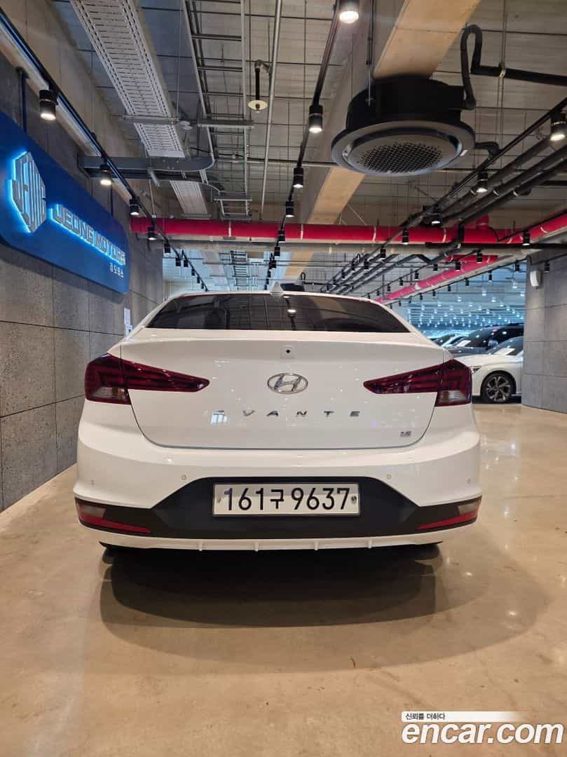AVANTE Hyundai 2020.0-OUTER-004