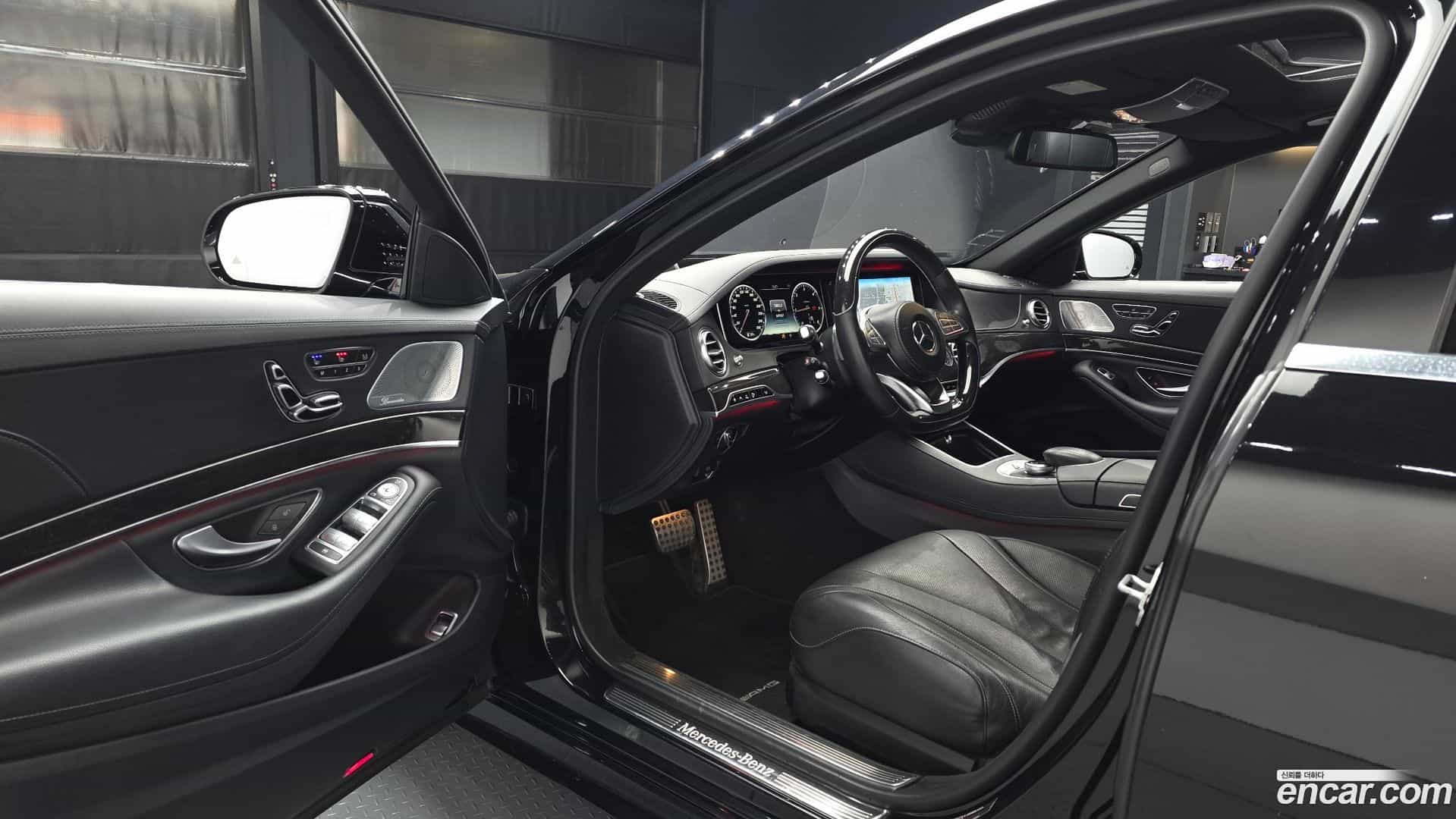 S-Class Mercedes-Benz 2017.1-INNER-010