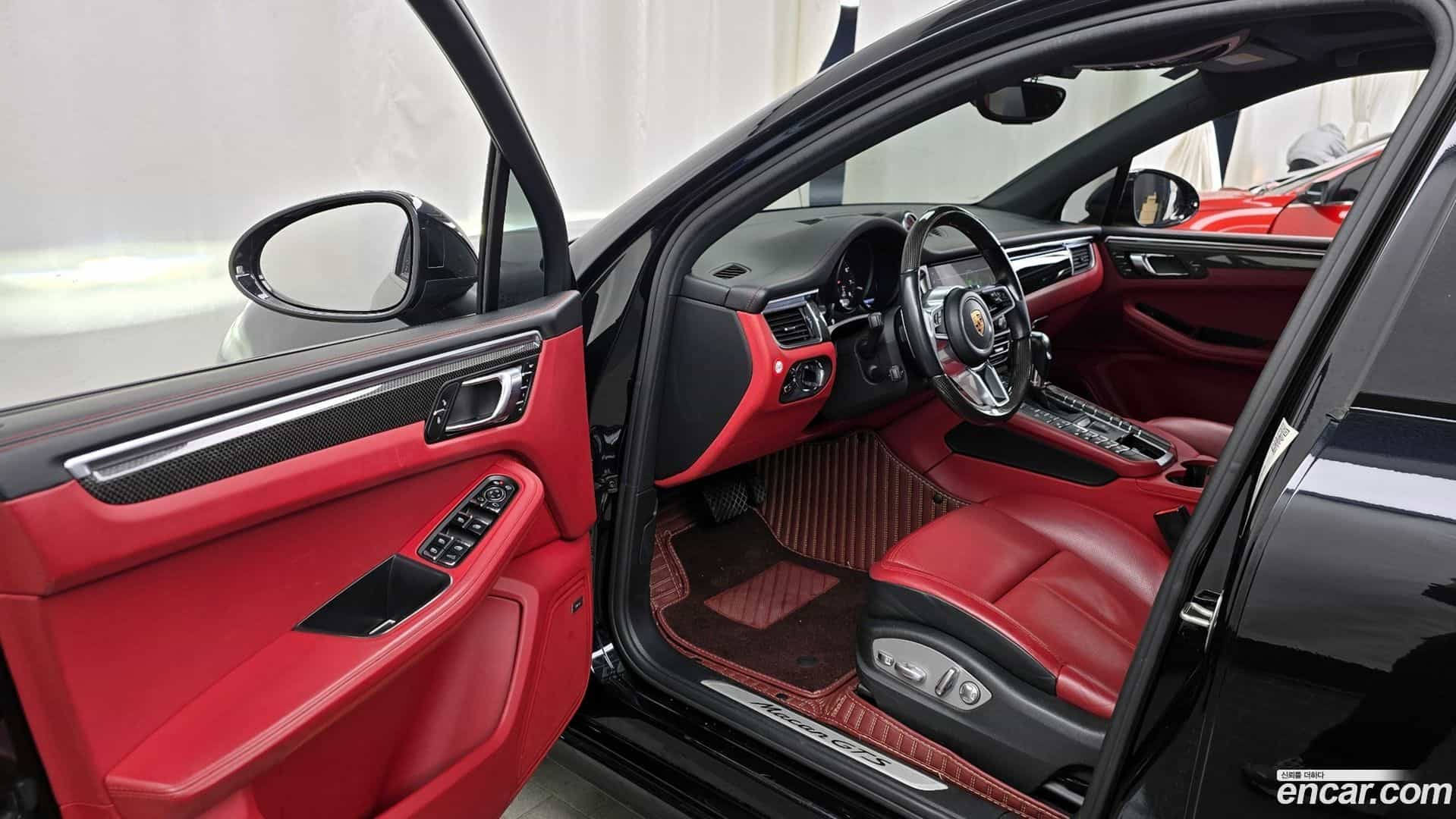 Macan Porsche 2018.7-INNER-010
