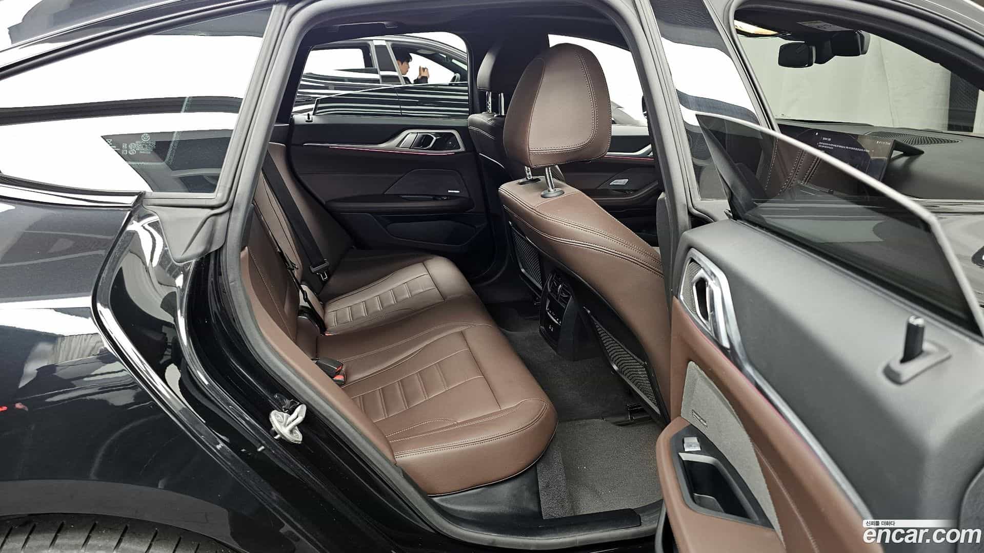 i4 BMW 2022.10-OPTION-016