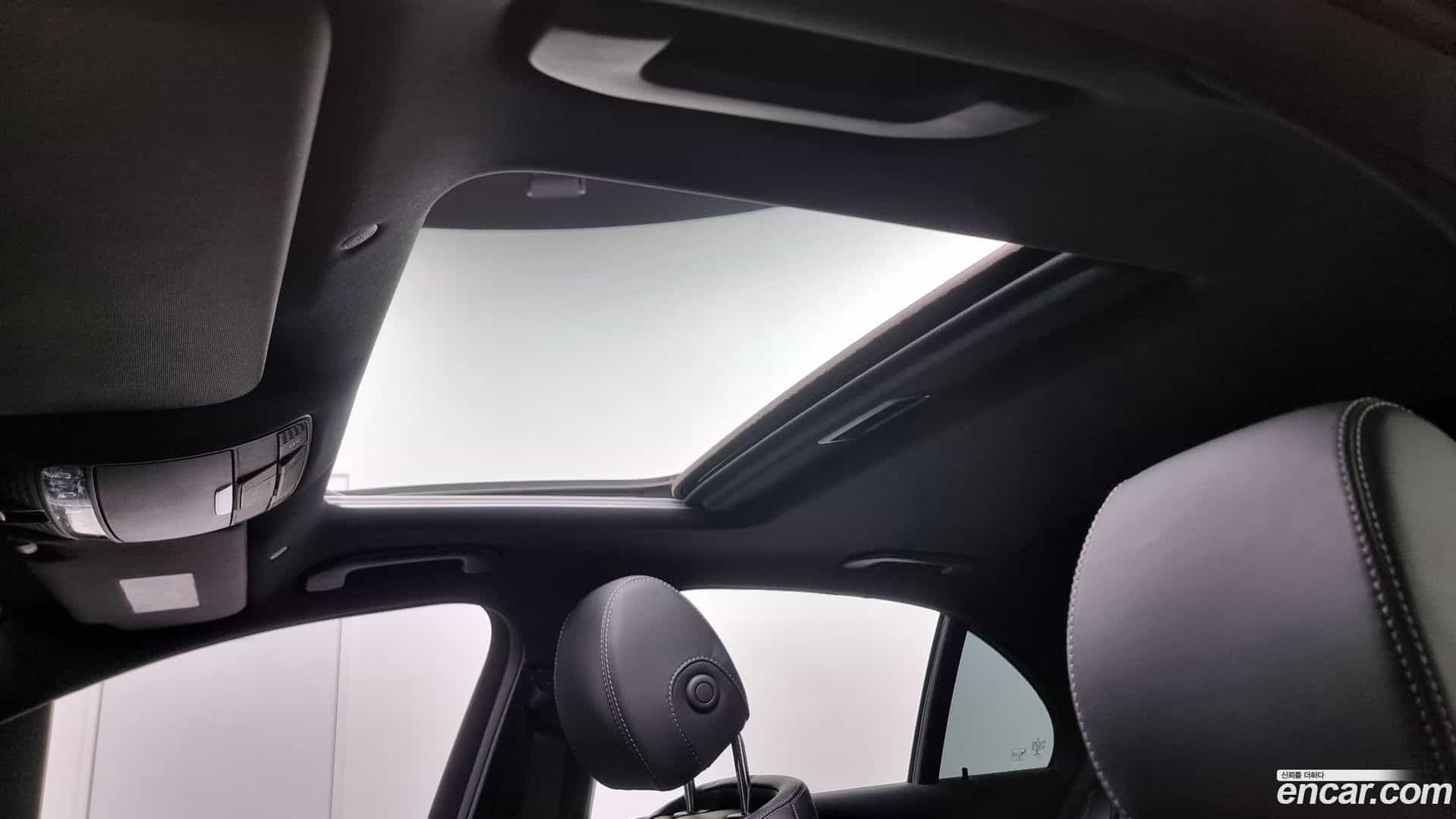 E-Class Mercedes-Benz 2021.6-OPTION-023
