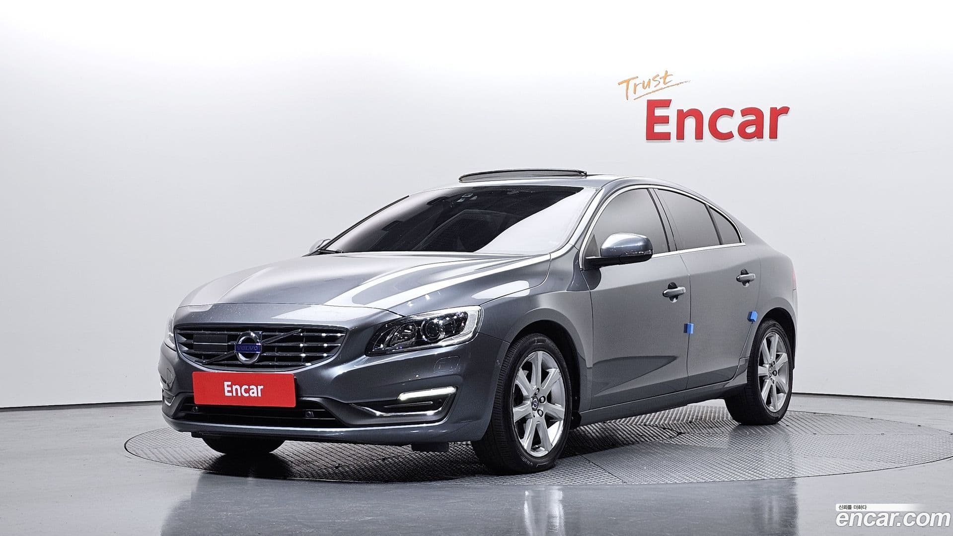 Main__Slider__Photo:S60 Volvo 2018.3-0
