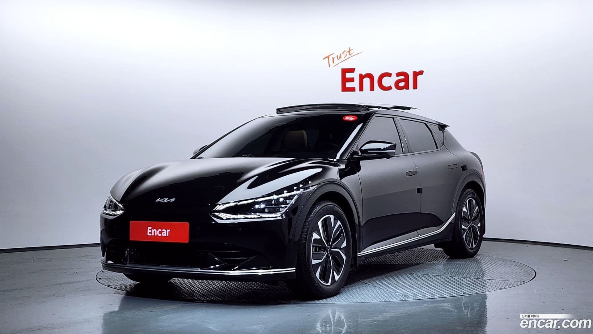 Main__Slider__Photo:EV6 Kia 2023.6-0