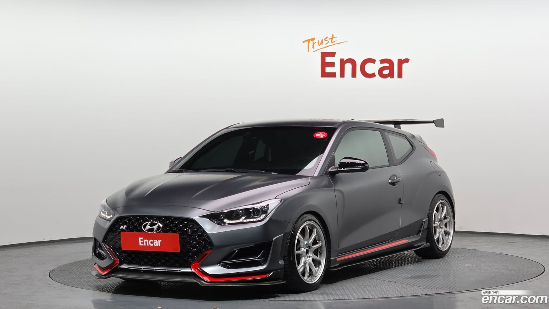 Main__Slider__Photo:Veloster Hyundai 2022.6-0